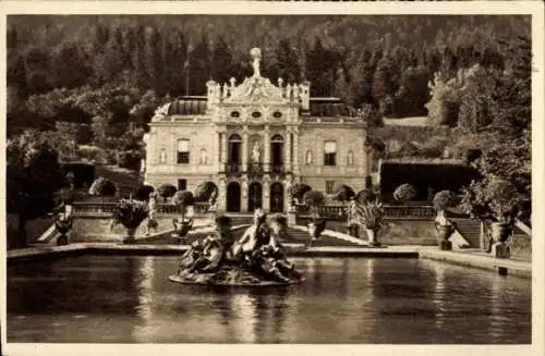Ak Linderhof Ettal Oberbayern, Schloss  Brunnen, Park,  Architektur, Landschaft
