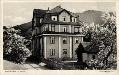 Ak Leutenberg in Thüringen, Erholungsheim, Gebäude in der Natur,  