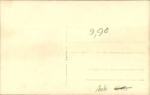 Foto Ak Auto, Mann in Anzug