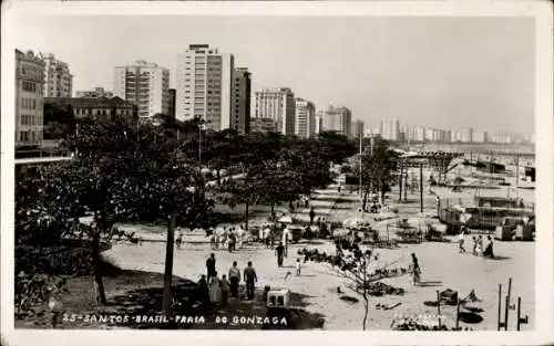Ak Santos Brasilien, Strandansicht, Praia do Gonzaga, Stadtansicht, Hochhäuser
