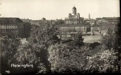 Ak Helsinki Helsingfors Finnland, Stadtansicht von  Dom auf dem Hügel, Wasser und Architektur