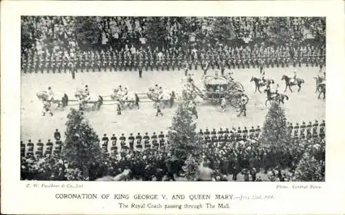 Ak Corontation of King George V. and Queen Mary, 1911, the Royal Coach passing through The Mall