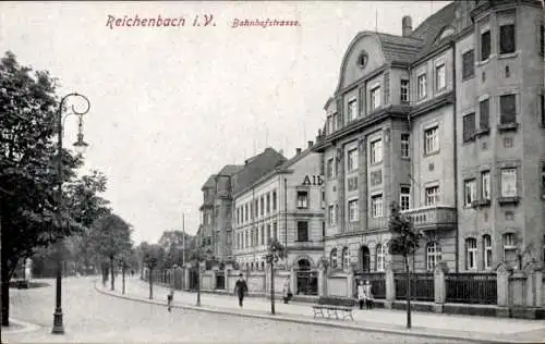Ak Reichenbach im Vogtland,  Bahnhofstraße, Wohngebäude