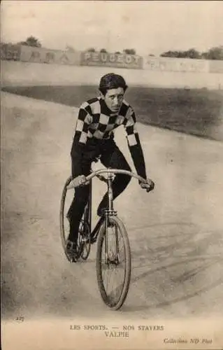 Ak Radrennfahrer Valpie, franzäsischer Steher, Radrennbahn