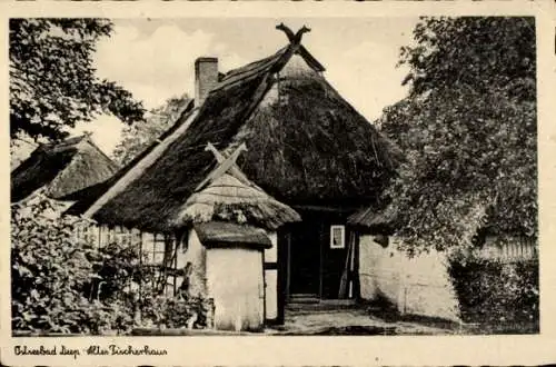 Ak Mrzeżyno Ostseebad Deep Pommern, Fischerhaus, Reetdach, ländliche Umgebung