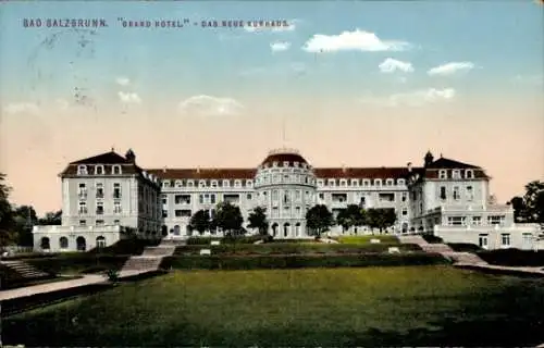 Ak Szczawno Zdrój Bad Salzbrunn Niederschlesien, Grand Hotel, neues Kurhaus, Gartenanlage,  