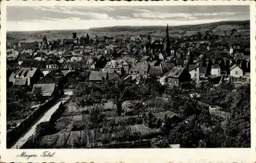 Ak Mayen in der Eifel, Stadtansicht, Häuser, Landschaft,  Total