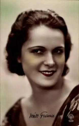 Ak Miss Frankreich, Portrait, lächelnd