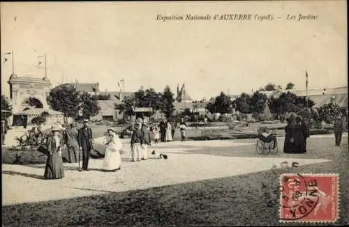 Ak Auxerre Yonne, Exposition Nationale d'AUXERRE (1908), Les Jardins, Menschen in Kleidung der Ze