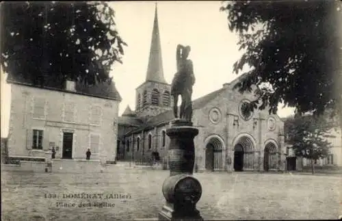 Ak Domerat Allier, Place de l'Eglise