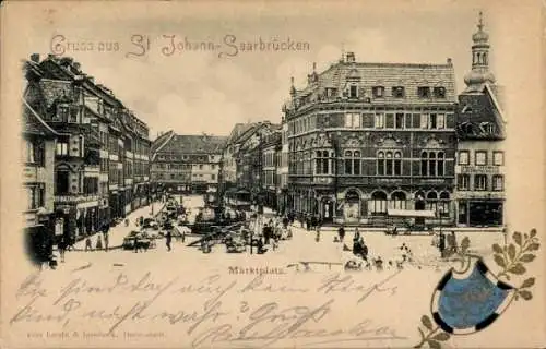 Ak Saarbrücken im Saarland, Vorderansicht des Marktplatzes,  Gebäude, nmotiv