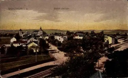 Ak Mühltroff im Vogtland Sachsen,  Bahnhofstraße, ländliche Szenerie, Häuser, Straßen, Landschaft