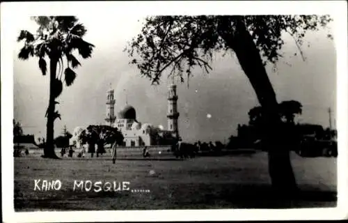 Ak Kano Nigeria, Kano Moschee, Palmen, Menschen, aufnahme