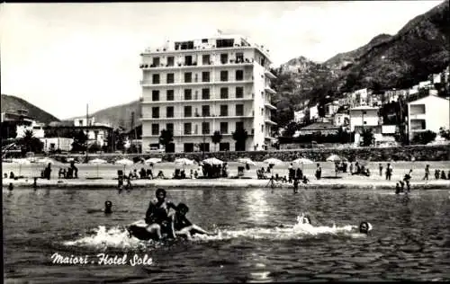 Ak Maiori Campania, Hotel Sole, Strand, Schwimmer, Berge, Menschen am Strand