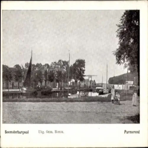 Ak Purmerend Nordholland Niederlande, Beemsterburgwal, alte Schiffe, ruhige Wasseroberfläche, ...