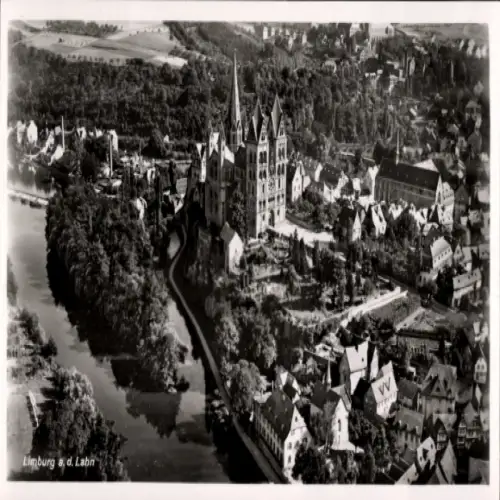 Ak Limburg an der Lahn in Hessen, Blick auf den Limburger Dom u. Altstadt, Vogelperspektive
