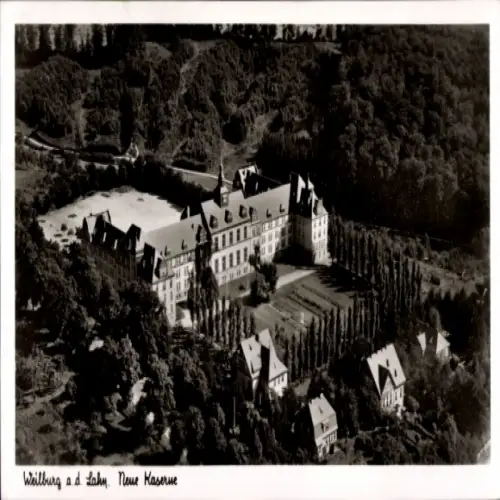 Ak Weilburg an der Lahn Hessen, Fliegeraufnahme, Neue Kaserne
