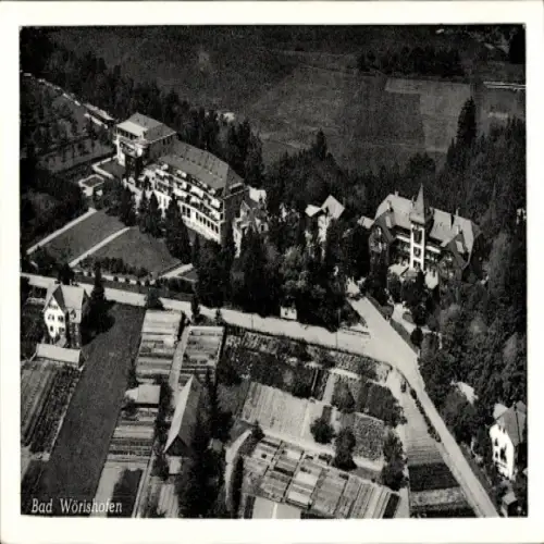 Ak Bad Wörishofen im Unterallgäu, Luftaufnahme, Kurort, Gebäude, Natur, Landschaft, Straßen