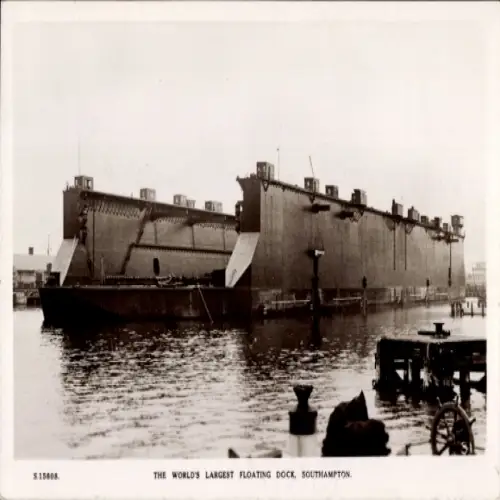 Ak Southampton Hampshire England, Das größte Schwimmdock der Welt