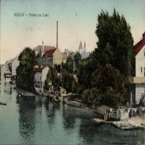 Ak Kolín Köln an der Elbe Mittelböhmen, Häuser am Ufer der Elbe