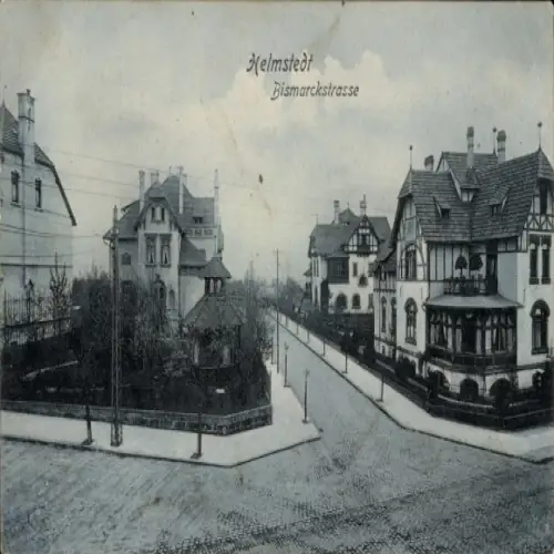 Ak Helmstedt in Niedersachsen, Bismarckstraße, Häuser, Straßenansicht