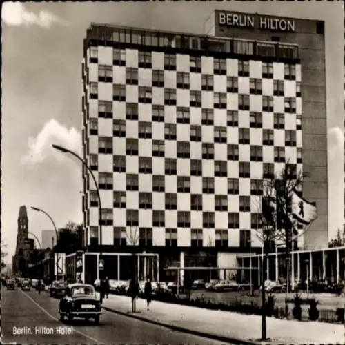 Ak Berlin Tiergarten, Berlin Hilton Hotel