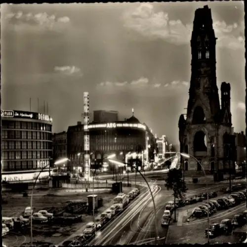 Ak Berlin Charlottenburg, an der Gedächtniskirche, Nachtbeleuchtung, Leuchtreklame