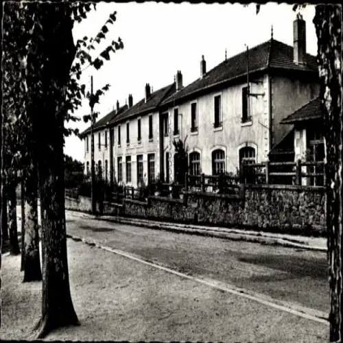Ak St-Mathieu Haute Vienne, Schule