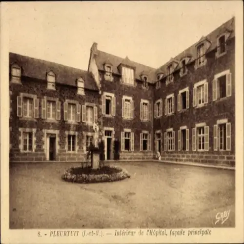 Ak Pleurtuit Ille et Vilaine, Krankenhaus, Innenhof