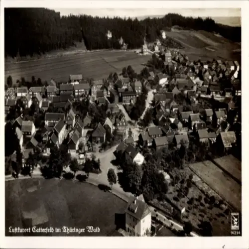Ak Catterfeld Leinatal in Thüringen, Luftkurort Catterfeld im Thüringer Wald, Vogelperspektive, v