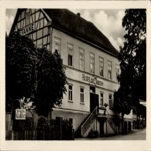Ak Rothenburg o T, Hotel zur Tanne, älteres Gebäude, typische Architektur, ländliche Umgebung