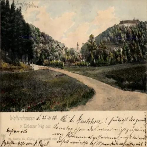 Ak Waltershausen in Thüringen, Landschaft mit Weg, Bäume, Hügel, s Gebäude