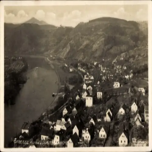 Foto Ak Dolní Zálezly Salesel an der Elbe Reg. Aussig, Blick auf die Stadt und Dubitzer Kirchlein