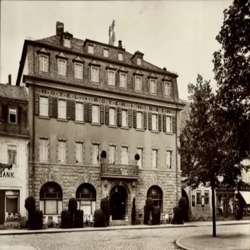 Ak Saalfeld an der Saale Thüringen, Hotel Roter Hirsch,  Architektur, keine Personen, 