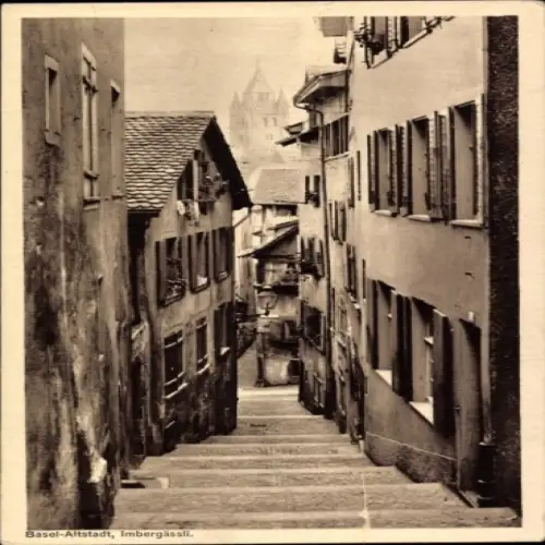 Ak Basel Bâle Stadt Schweiz, Nostalgische Altstadtstraße, enge Gasse, Häuserfront, Schwarz-Weiß-B