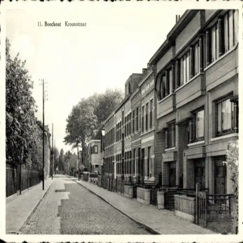 Ak Boechout Flandern Antwerpen, Blick auf die Kroonstraat, Häuserzeile, Straßenansicht