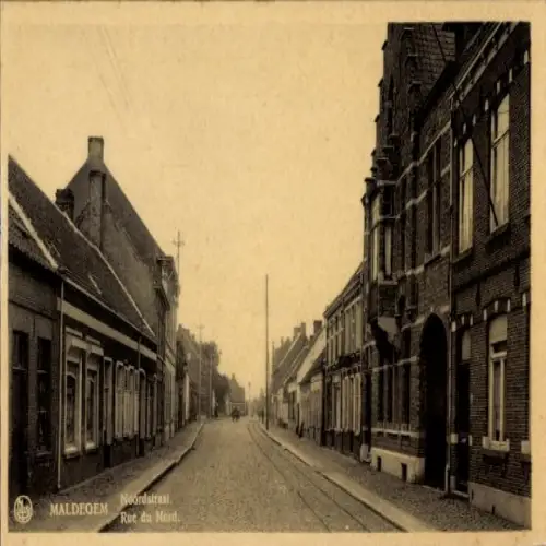 Ak Maldeghem Maldegem Ostflandern Belgien, Straße Noordstraat, Gebäude,  Architektur