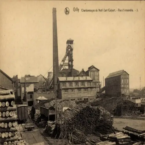 Ak Gilly Charleroi Wallonien Hennegau, Industriegebäude, Schornstein, Holzstapel, Bergwerksausrüs
