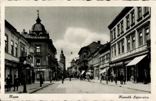 Ak Košice Kassa Kaschau Slowakei, Kossuth Lajos utca, Straßenpartie