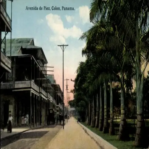 Ak Colón Panama, Avenida de Piez,  Palmen,  Architektur, Straßenansicht