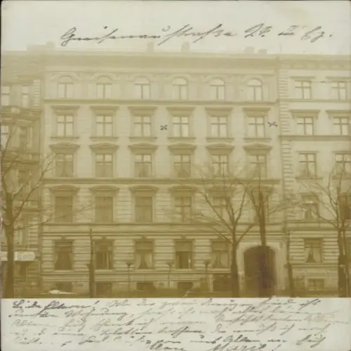Foto Ak Berlin Kreuzberg, Wohnhaus Gneisenaustraße 24