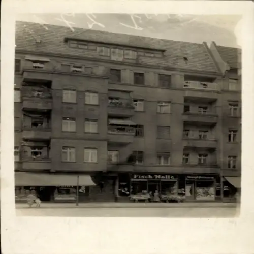 Foto Ak Berlin Prenzlauer Berg, Wohnhaus Stargarder Straße 51, Geschäfte, Fisch-Halle