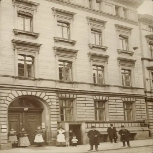 Foto Ak Berlin Spandau, Haus Breite Straße 56, Gemüsehandlung Emil Riga, Anwohner