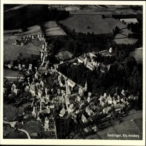 Ak Herdringen Arnsberg im Sauerland, Fliegeraufnahme, Gastwirtschaft Lindenhof