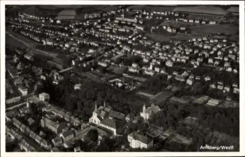 Ak Arnsberg im Sauerland Westfalen, Fliegeraufnahme