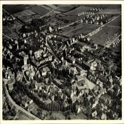 Ak Salzgitter in Niedersachsen, Luftaufnahme von  viele Häuser, Straßen, Landschaft