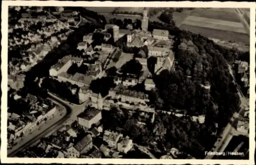 Ak Friedberg in Hessen, Luftaufnahme von  Hessen, Sehenswürdigkeiten, Stadtansicht