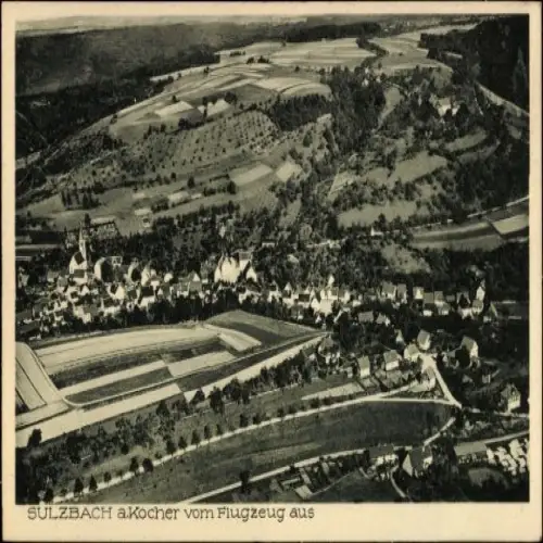Ak Sulzbach am Kocher Württemberg, Luftaufnahme von Sulzbach a.Kocher, Fluss, Landschaft