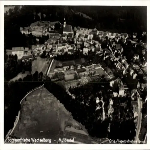 Ak Wechselburg in Sachsen, Luftaufnahme von  Sommerfrische, Häuser, Felder, Kirche