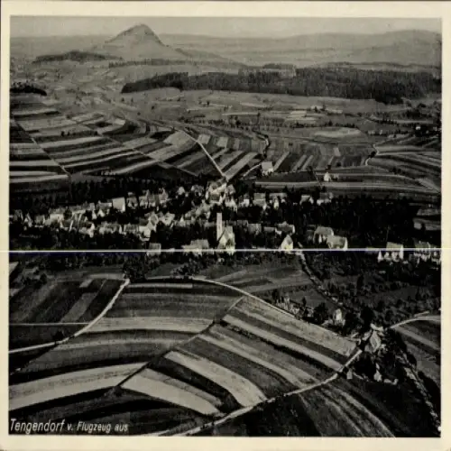 Ak Tengendorf Tengen Dorf Tengen in Baden, Luftbildaufnahme, ländliche Landschaft, Dörfer, Felder